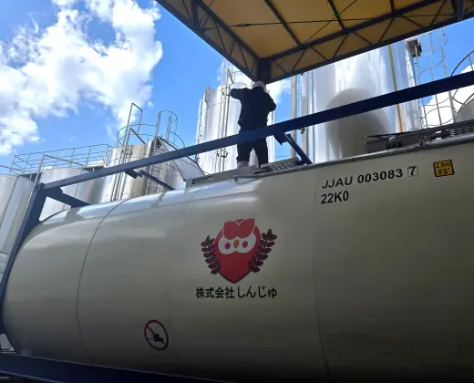 生乳輸送用タンクコンテナ